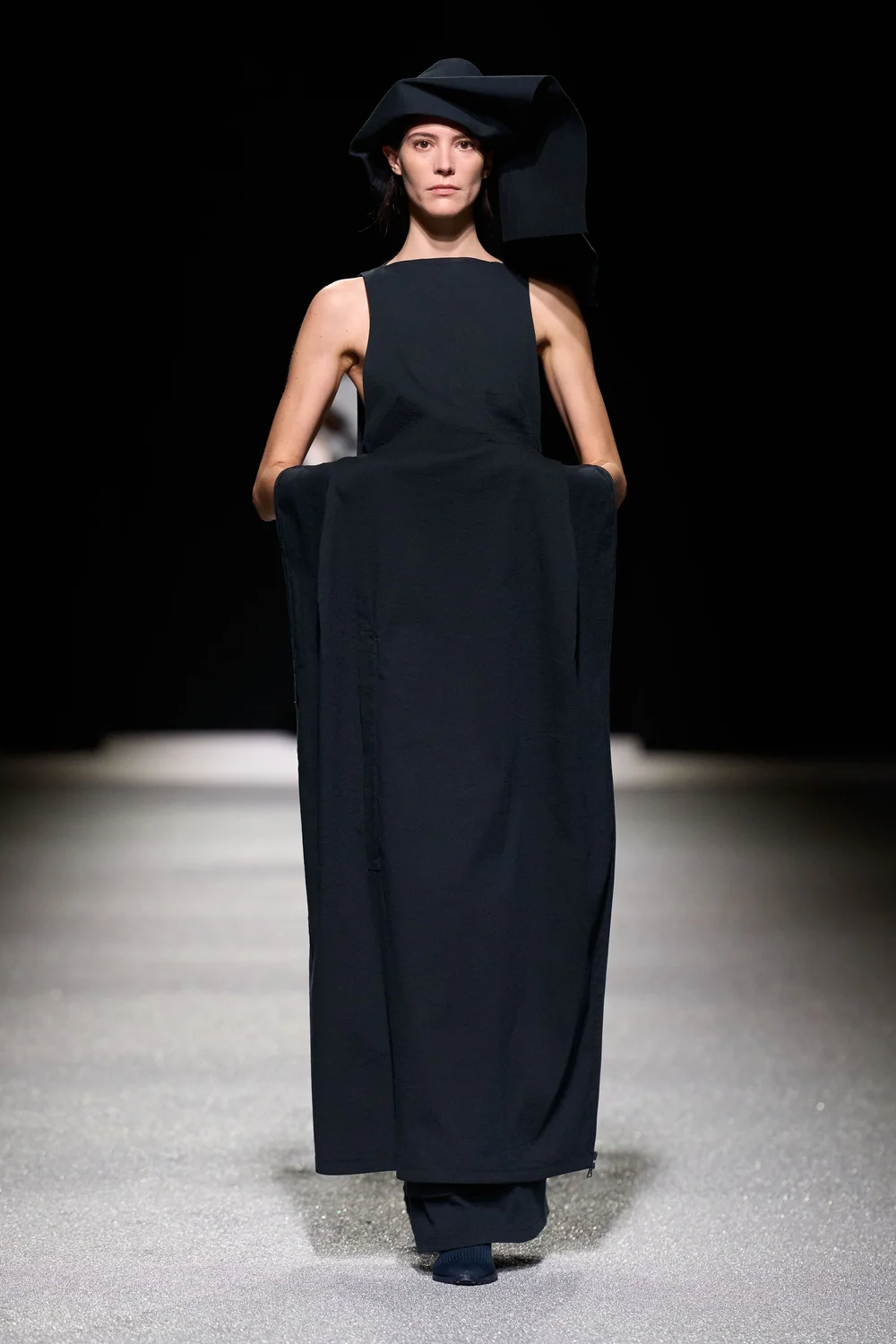 ISSEY MIYAKE FW26 - SHOW REPORT - BTB DIGITAL —